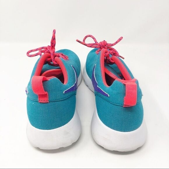 NIKE | Bright Color Tennis Shoes Youth 6 Women’s 8 - Picture 5 of 8